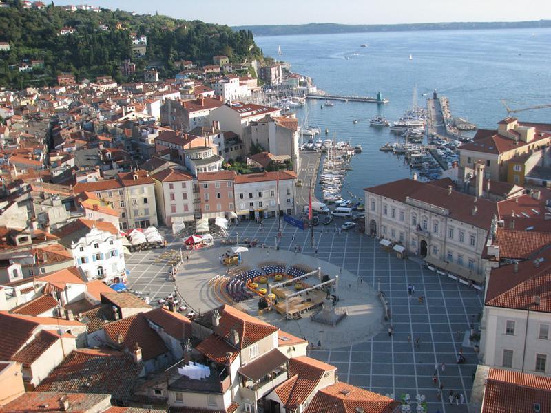 Dom Mladinske Knjige Fiesa Pension Piran Buitenkant foto